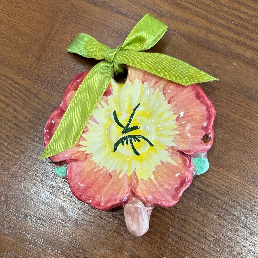 Hand-Painted Pink Flower Holiday Wall Hanging Hook with Green Ribbon